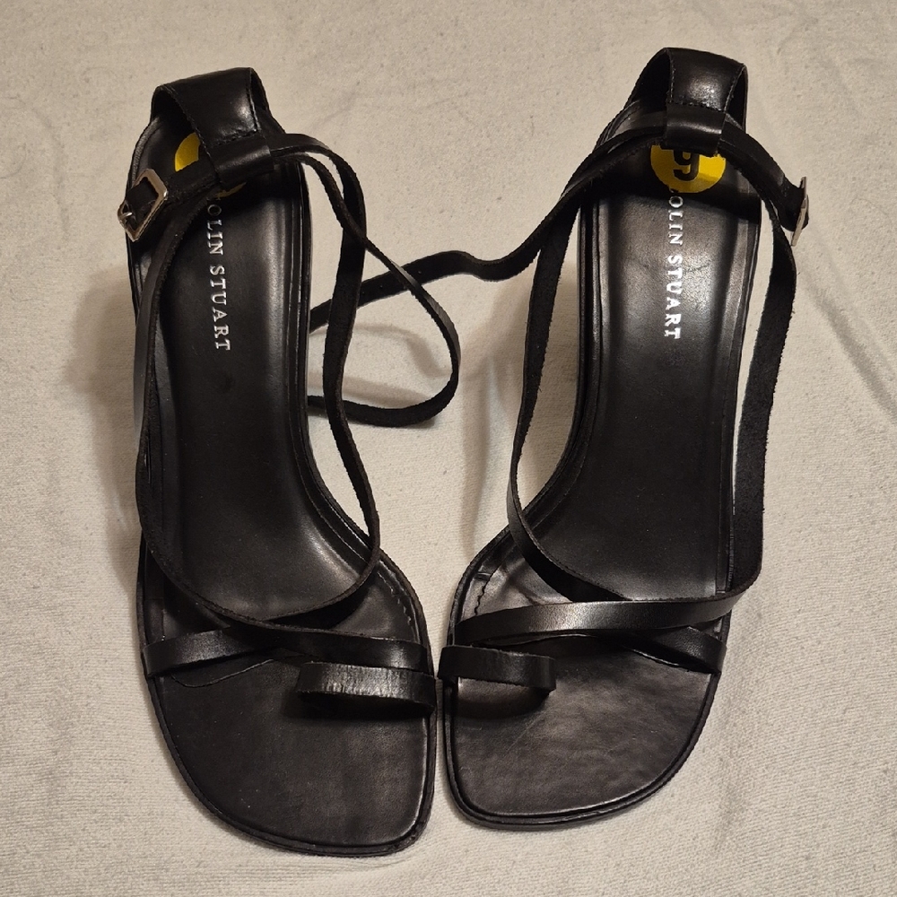 NWOT Colin Stuart Black Strappy Heels